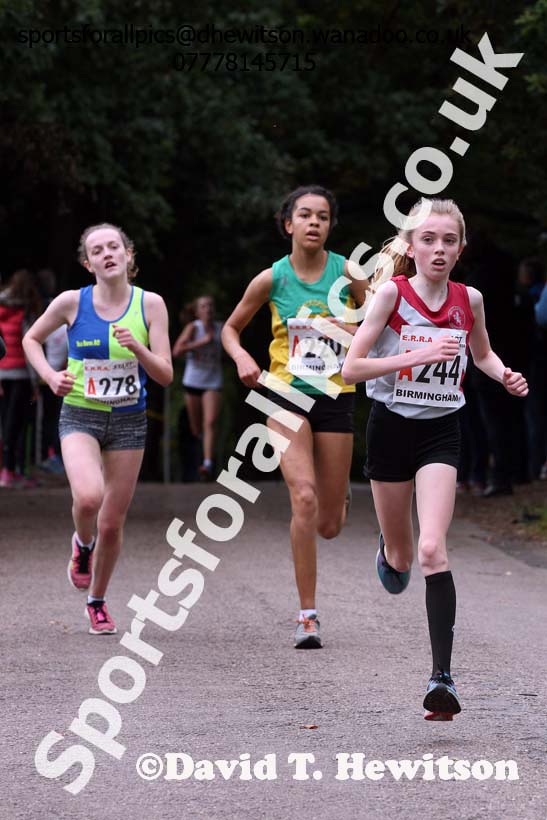 Girls under-15s ERRA Road Relays, Sutton Coldifield, Birmingham. Photo: David T. Hewitson/Sports for All Pics